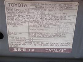 1986 TOYOTA CAMRY DELUXE MODEL 4 DOOR 2.0L AT LIGHT BLUE Z15961